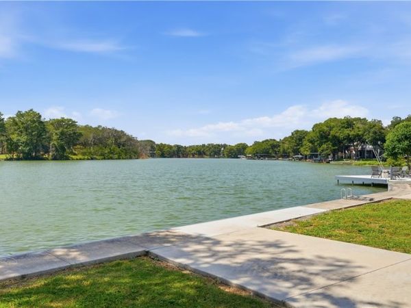 152 Lakeside Drive , Seguin, TX 78155