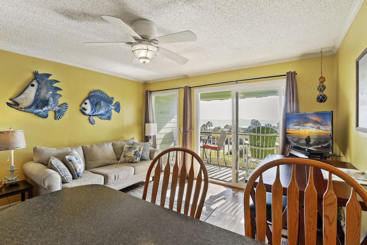 1300 Ocean Boulevard Photo 14