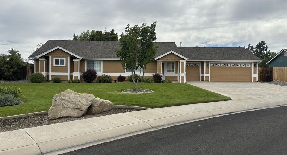 1228 Springtime Drive, Gardnerville, NV 89460 Photo