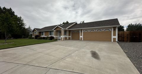 1228 Springtime Drive, Gardnerville, NV 89460 Photo