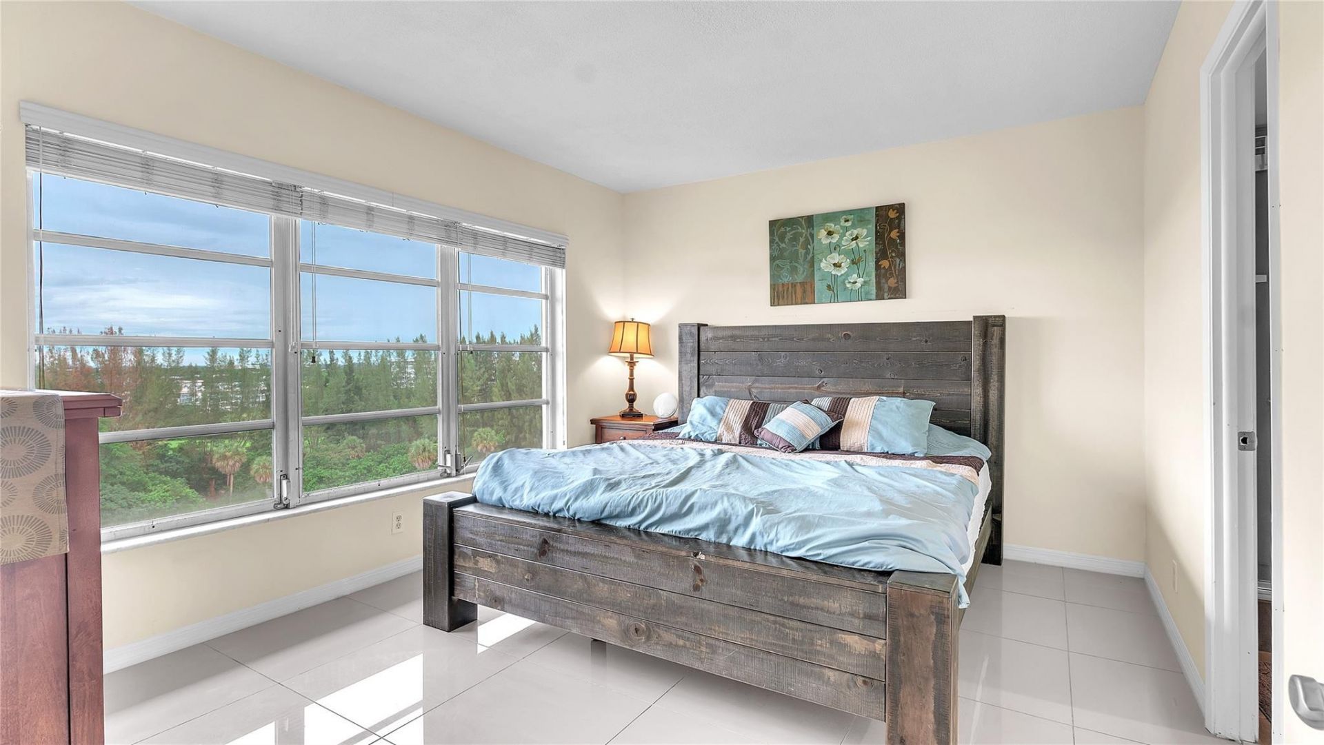3150 N Palm Aire Drive, Unit 909, Pompano Beach, FL 33069 Photo