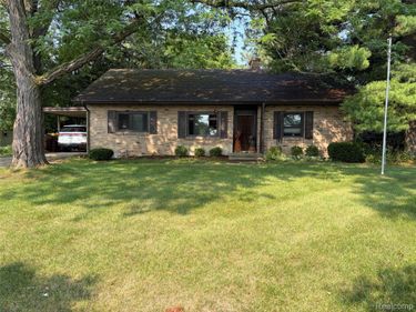 806 S Oakland Street , St Johns, Mi 48879
