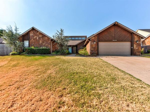 6004 Covington Lane, Warr Acres, OK 73132