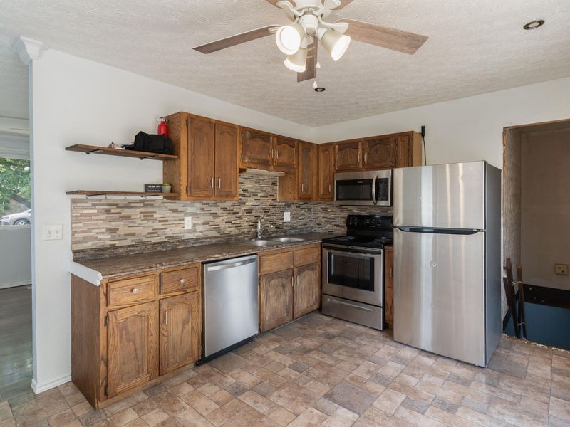 10 Lakeview Drive, Williamstown, KY 41097 Photo 7