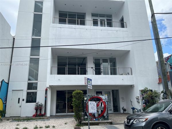 26 NE 25th St, Miami, FL 33137