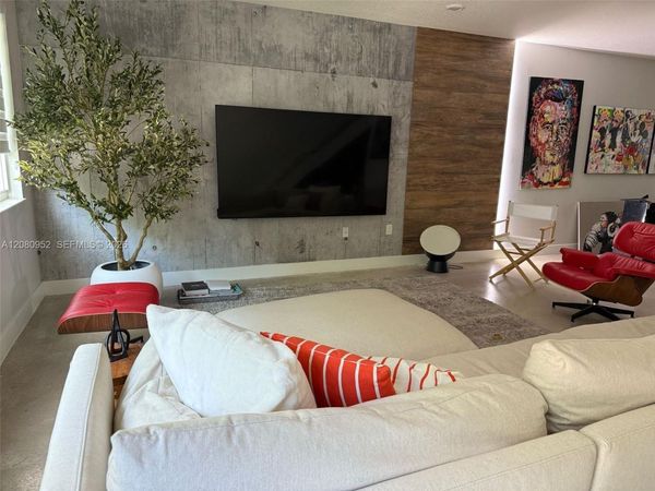 10448 NW 67th St, Unit 10448, Doral, FL 33178