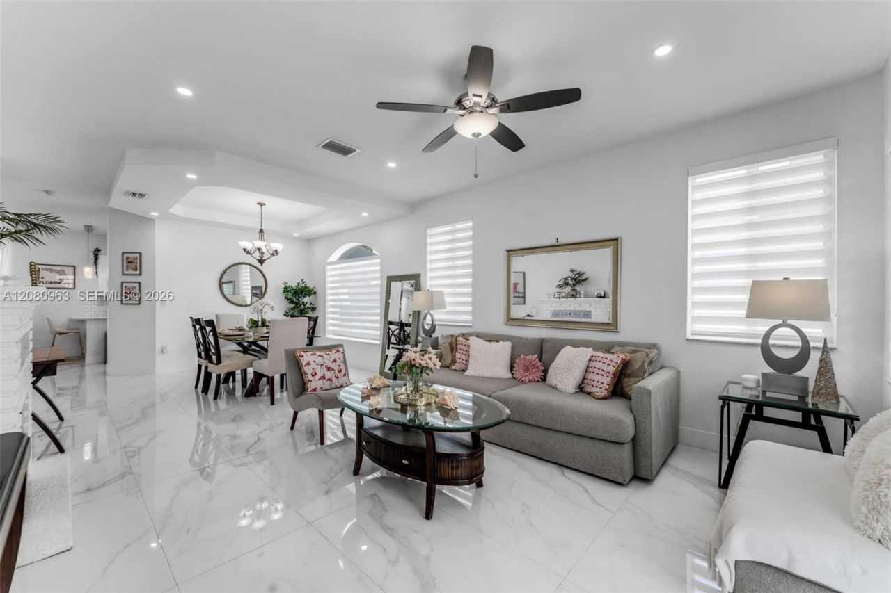 15740 SW 141st St, Miami, FL 33196 Photo