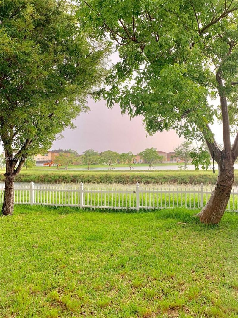 2536 NE 41st Ave, Unit 2536, Homestead, FL 33033 Photo