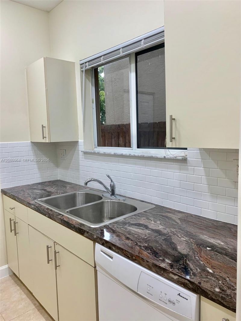 2536 NE 41st Ave, Unit 2536, Homestead, FL 33033 Photo