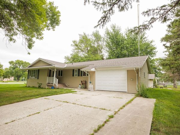 500 2nd Street E, Chokio, MN 56221