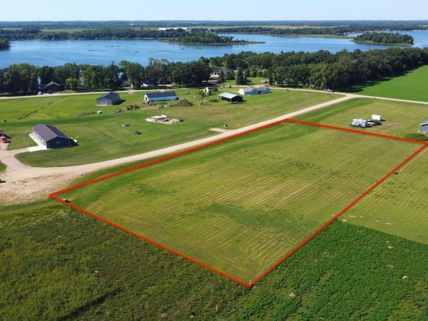 140 Bonnies Ln , Ottertail, MN 56571