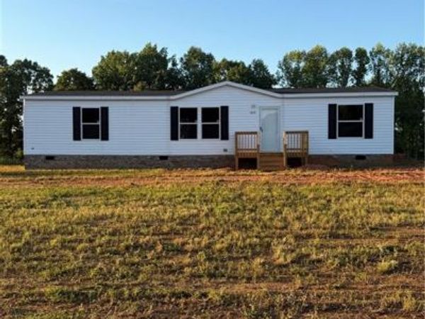 2020 Bethel Church Road, Unit 2, Yadkinville, NC 27055