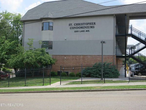 2201 Lake Ave, Knoxville, TN 37916