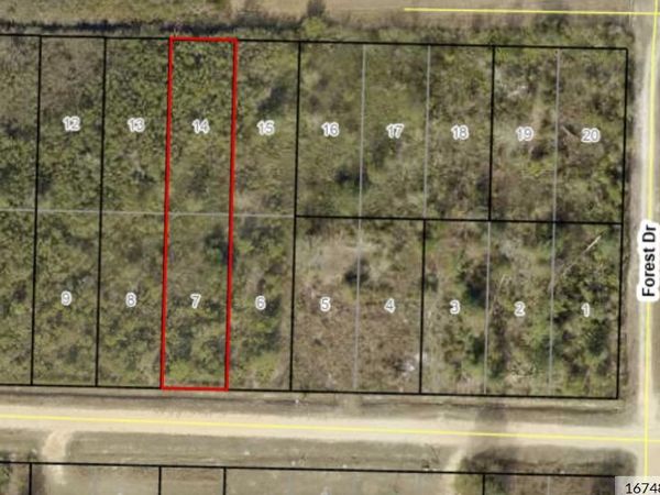11715 Magnolia Street, Fountain, FL 32438