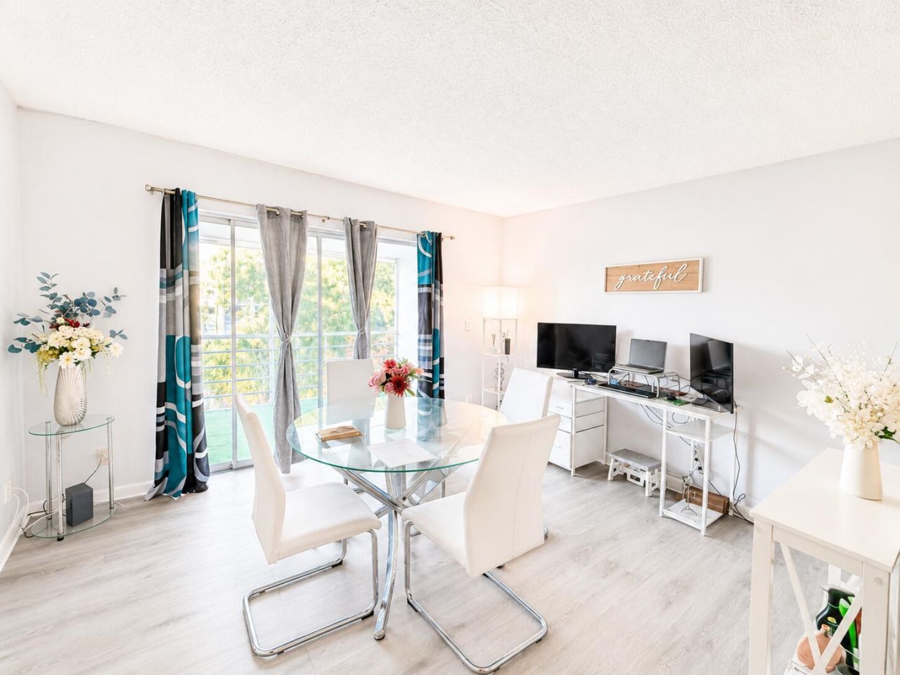 1630 Embassy Drive, Unit 311, West Palm Beach, FL 33401 Photo
