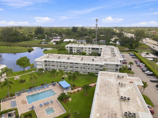 9880 MARINA Boulevard, Unit 1510, Boca Raton, FL 33428