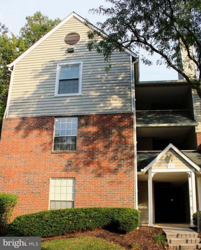 12152 Penderview Terrace, Unit 1303, Fairfax, VA 22033 Main Photo