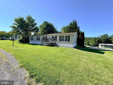 255 ANGEL DRIVE, NEW RINGGOLD, PA 17960