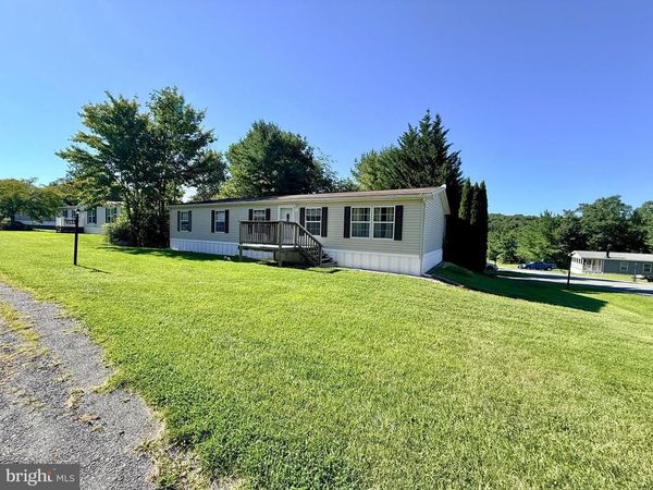 255 ANGEL DRIVE , NEW RINGGOLD, PA 17960
