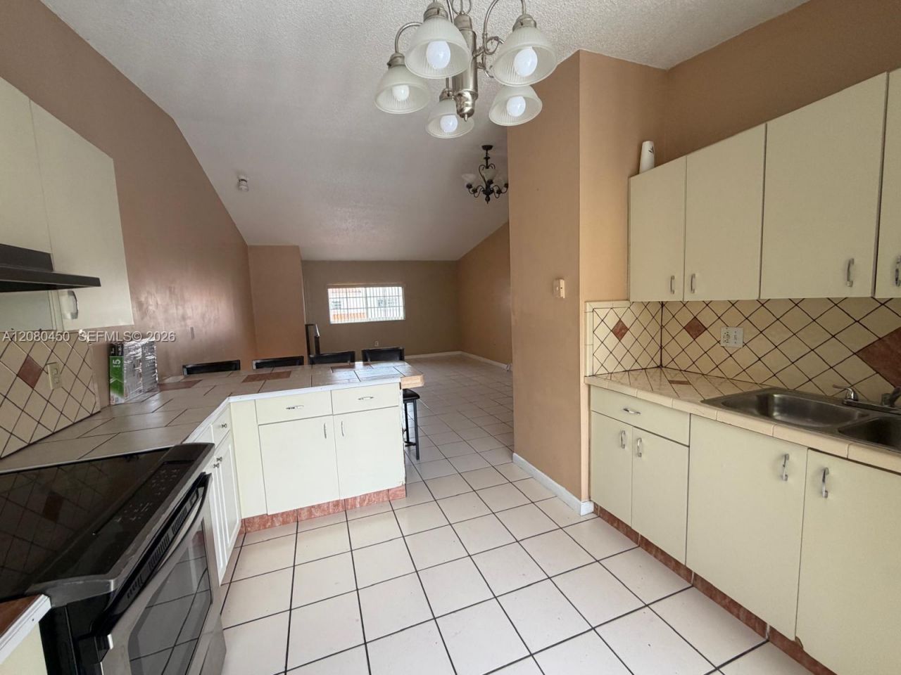 7797 W 29th Ln, Unit 201-32, Hialeah, FL 33018 Photo
