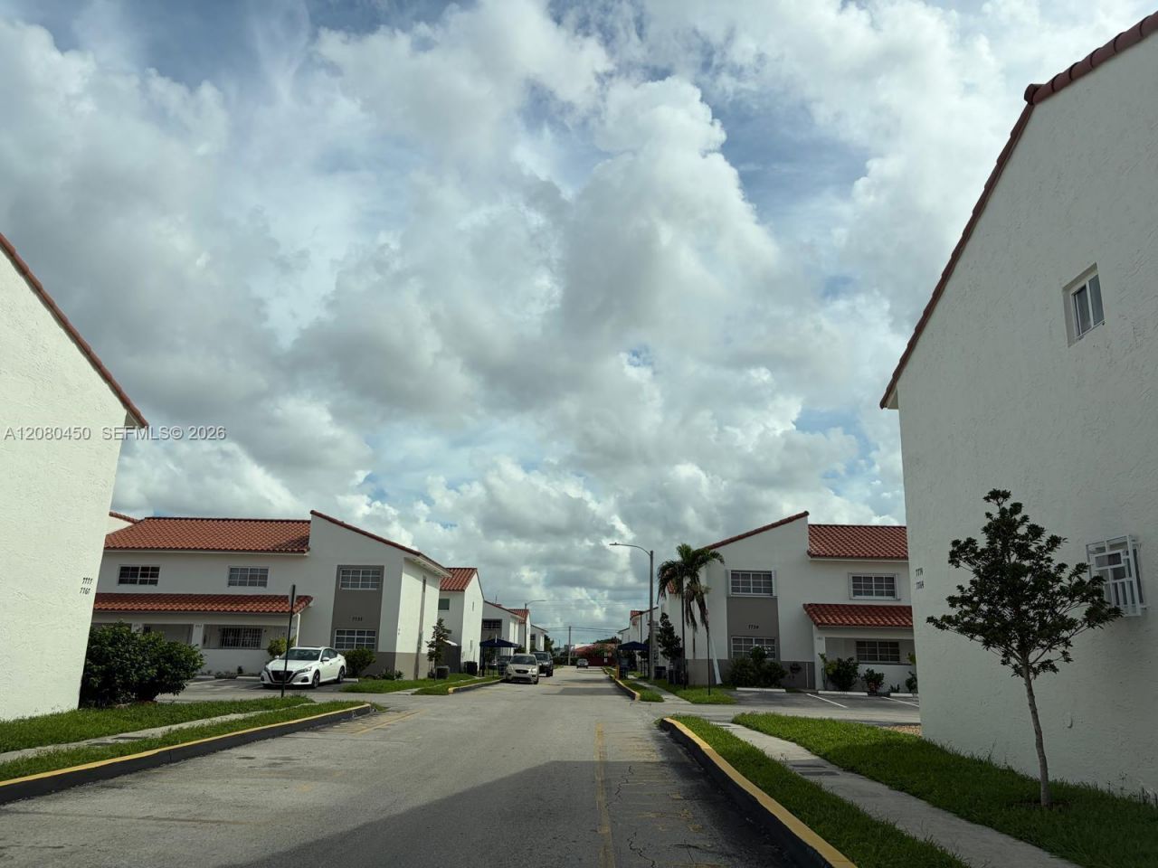 7797 W 29th Ln, Unit 201-32, Hialeah, FL 33018 Photo