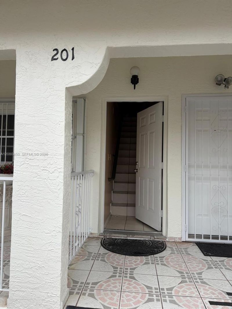 7797 W 29th Ln, Unit 201-32, Hialeah, FL 33018 Photo