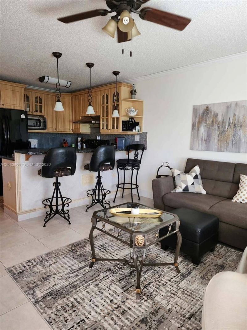 15600 NE 6th Ave , Unit 27D, Miami, FL 33162 Photo