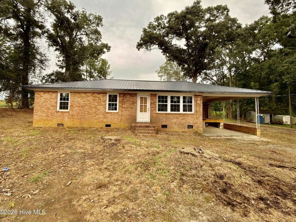 928 Oak Grove Inn Road, Selma, NC 27576
