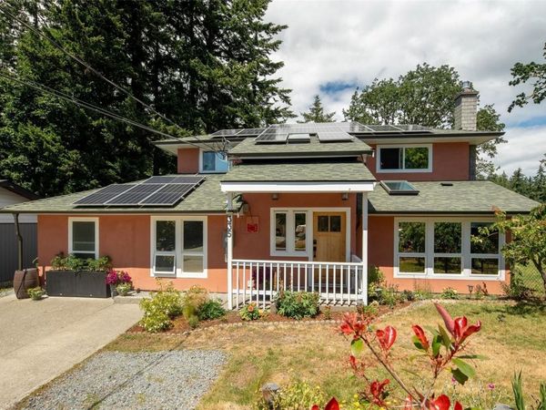 335 Damon Dr , View Royal, BC V9B 5G5