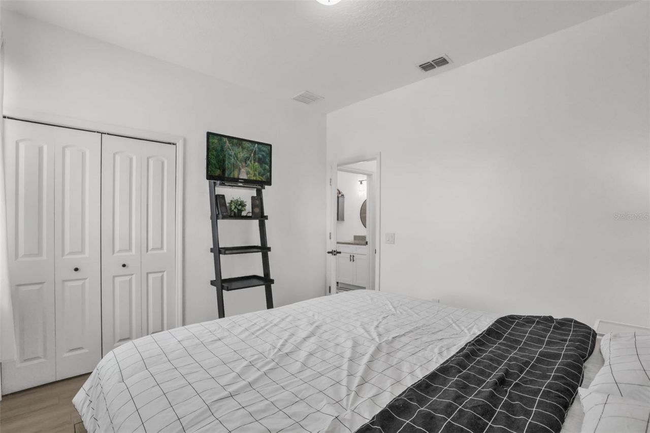 5060 Gypsy Lane, Orlando, FL 32807 Photo