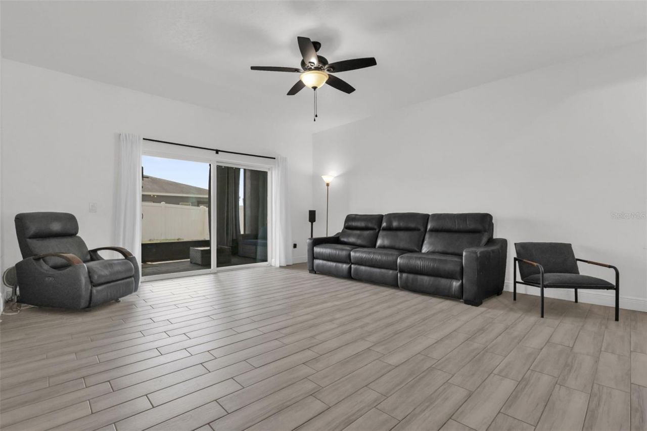 5060 Gypsy Lane, Orlando, FL 32807 Photo