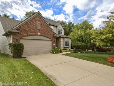 1218 Wind Chime Drive, Unit 50, Waterford Township, Mi 48327