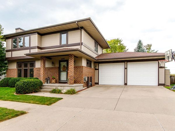 2406 Camden Drive, Ames, IA 50010
