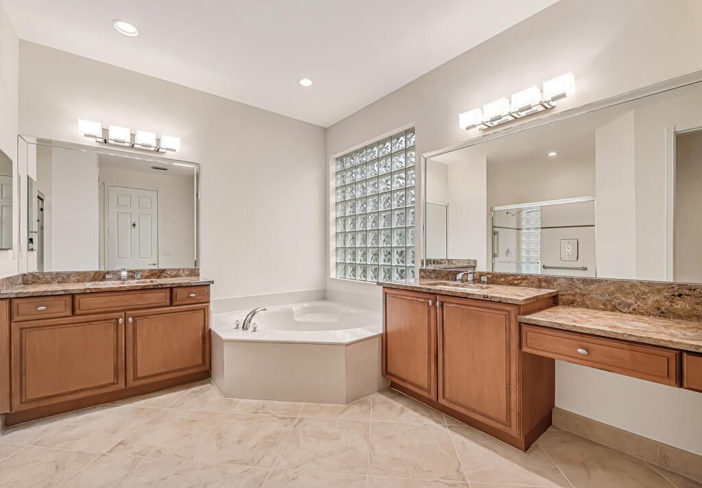7911 Ferndale Bend Drive, Lake Worth, FL 33467 Photo