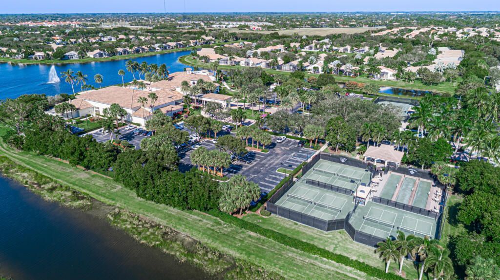 7911 Ferndale Bend Drive, Lake Worth, FL 33467 Photo