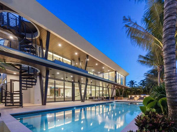 600 Solar Isle Drive, Fort Lauderdale, FL 33301