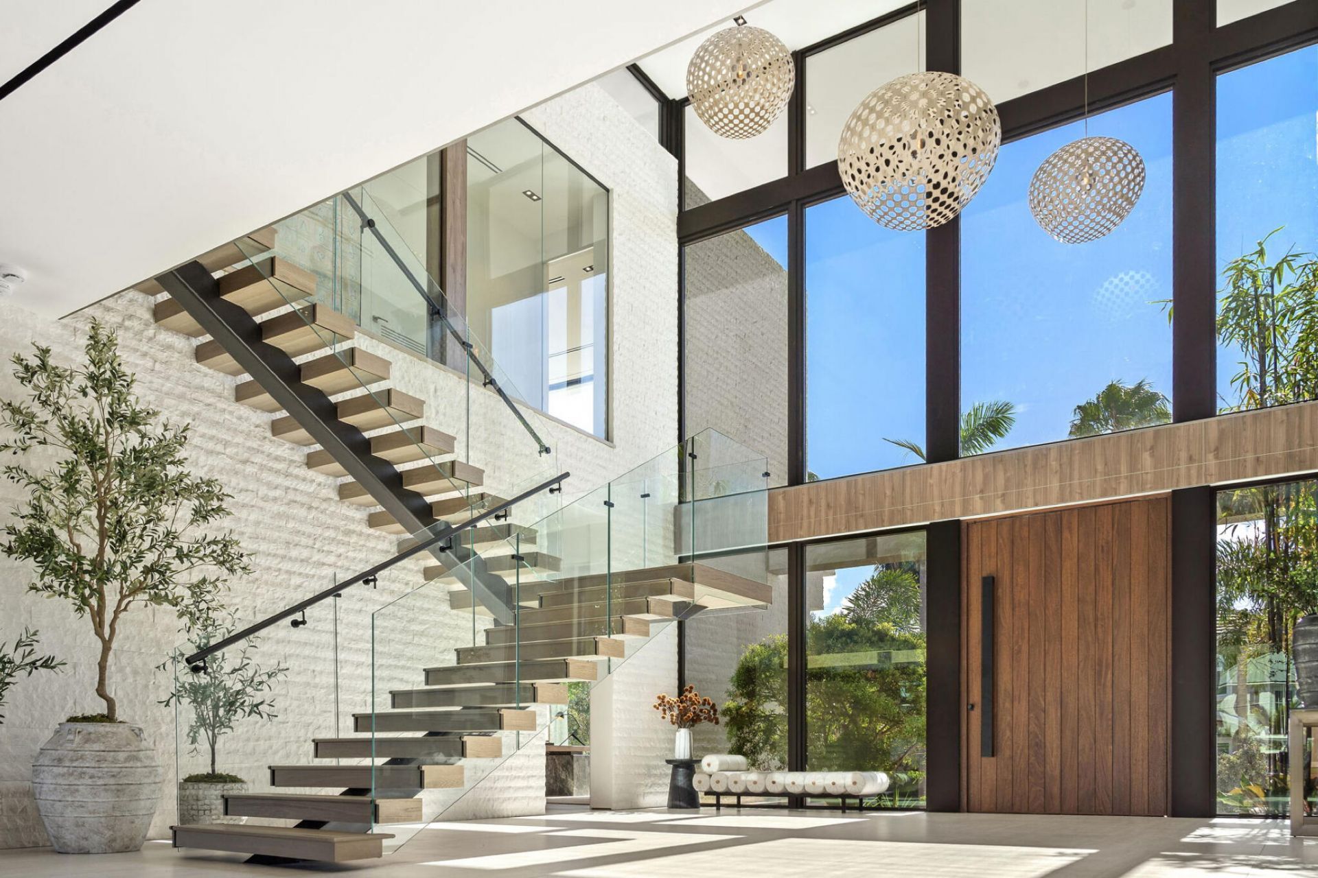 600 Solar Isle Drive, Fort Lauderdale, FL 33301 Photo