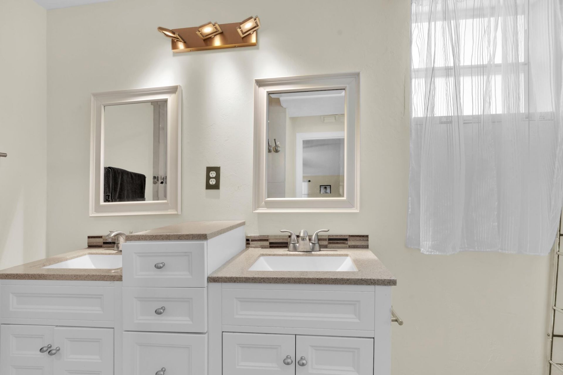 5221 NE 16th Avenue, Pompano Beach, FL 33064 Photo
