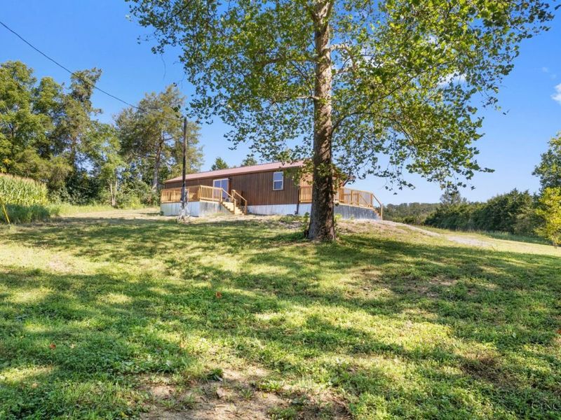 573 Hackleshin Road, Peebles, OH 45660 Photo 8