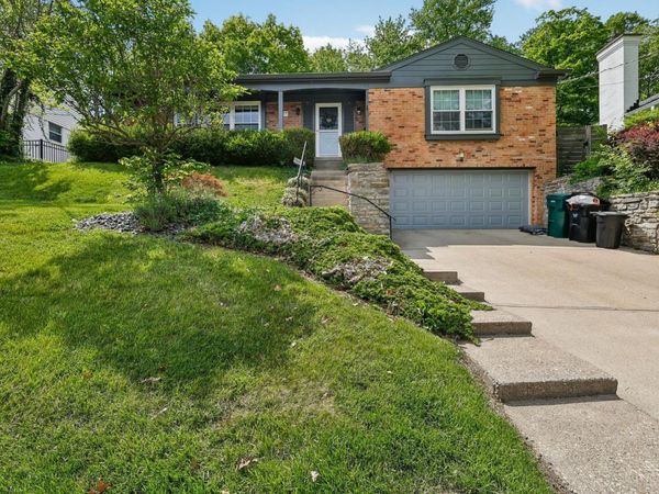 1023 Paxton Avenue, Cincinnati, OH 45208