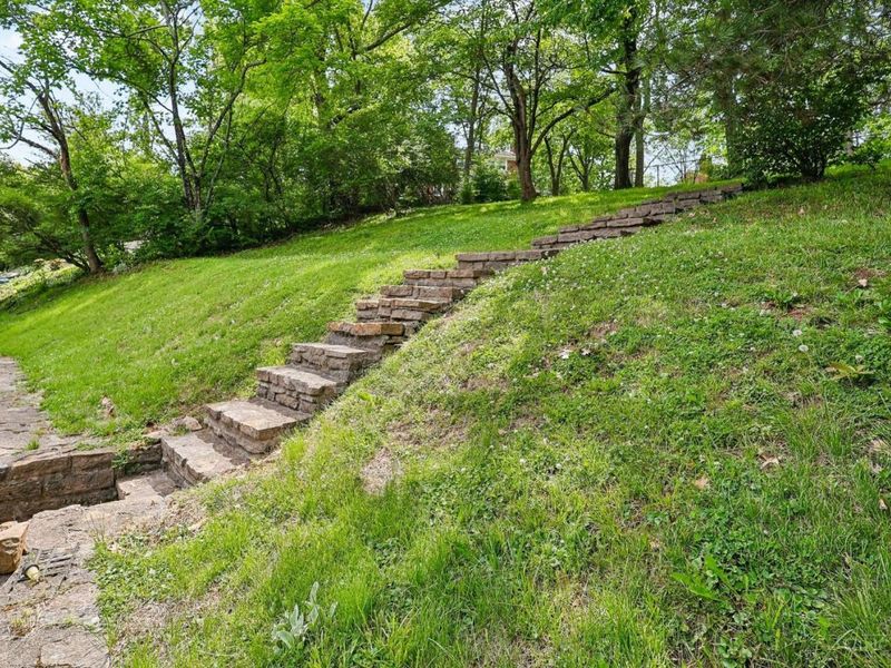 1023 Paxton Avenue, Cincinnati, OH 45208 Photo 45