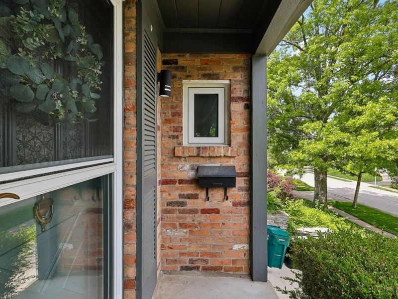 1023 Paxton Avenue, Cincinnati, OH 45208 Photo 6