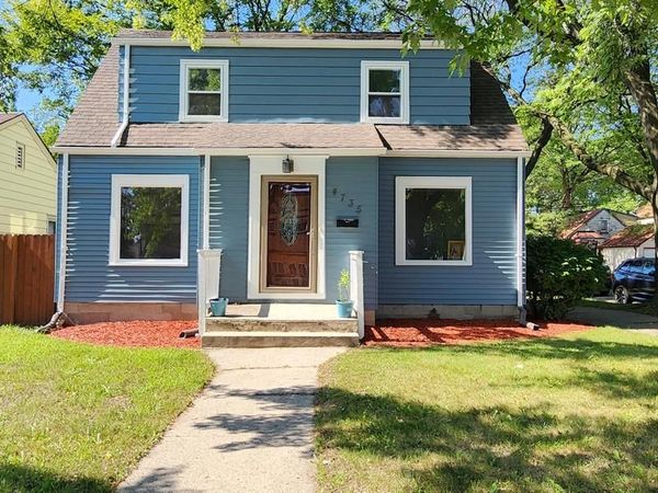 4735 W Fon Du Lac AVENUE, Milwaukee, WI 53216