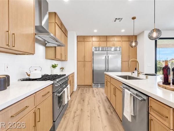 121 Torchwood Lane, Las Vegas, NV 89144