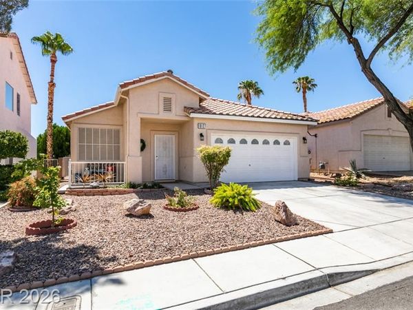 10127 Sparrow Ridge Avenue, Las Vegas, NV 89117