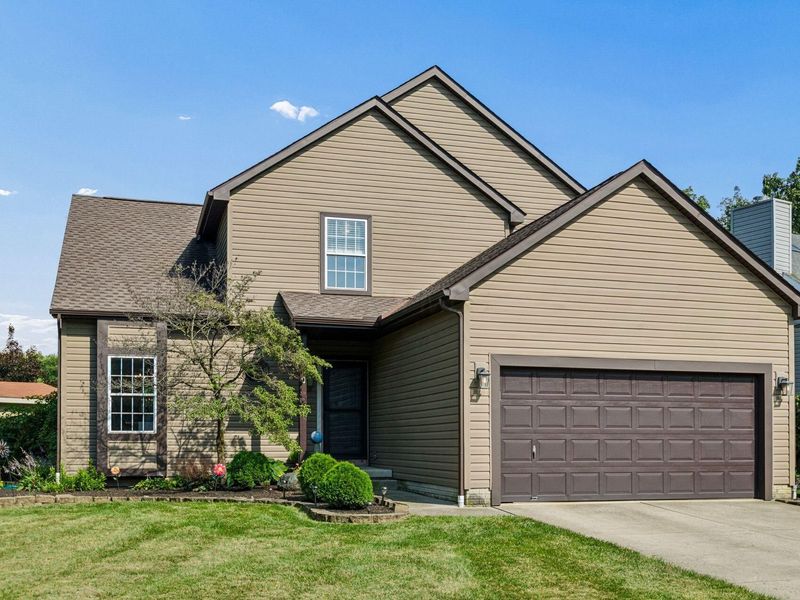 1572 Whitcombe Way, Columbus, OH 43228 Photo 1