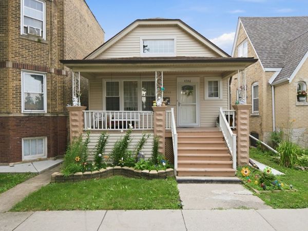 4746 N Karlov Avenue , Chicago, IL 60630