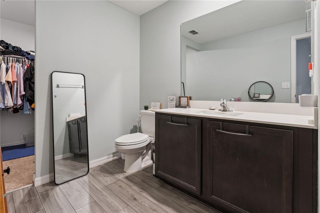 1063 Lake Arbor Court , Tavares, FL 32778 Photo