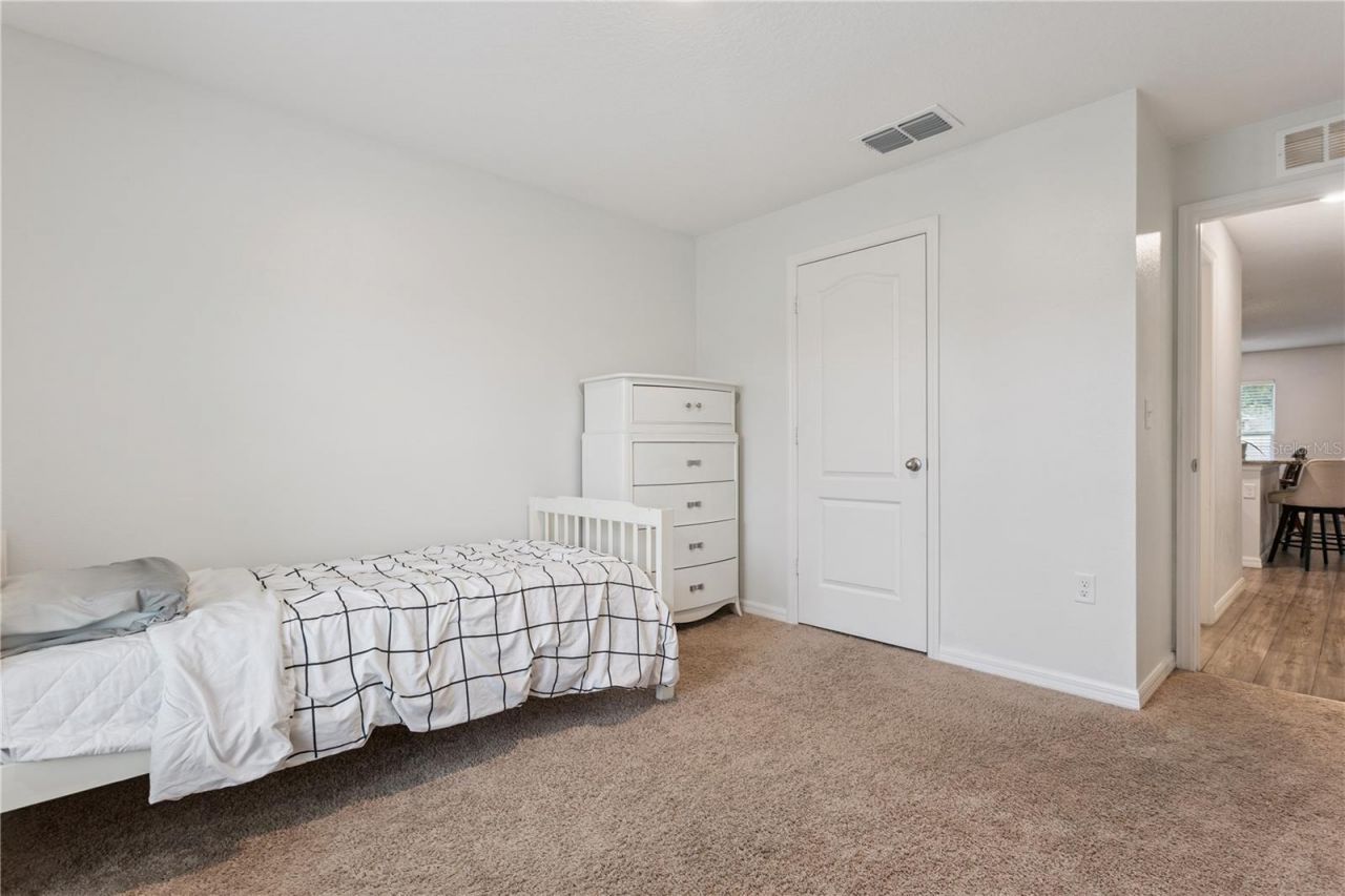 1063 Lake Arbor Court , Tavares, FL 32778 Photo