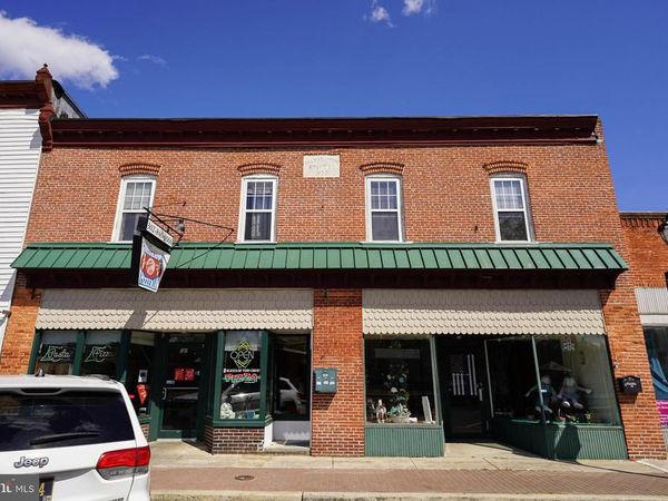 18 N PENNSYLVANIA AVENUE , Unit 201, DELMAR, DE 19940